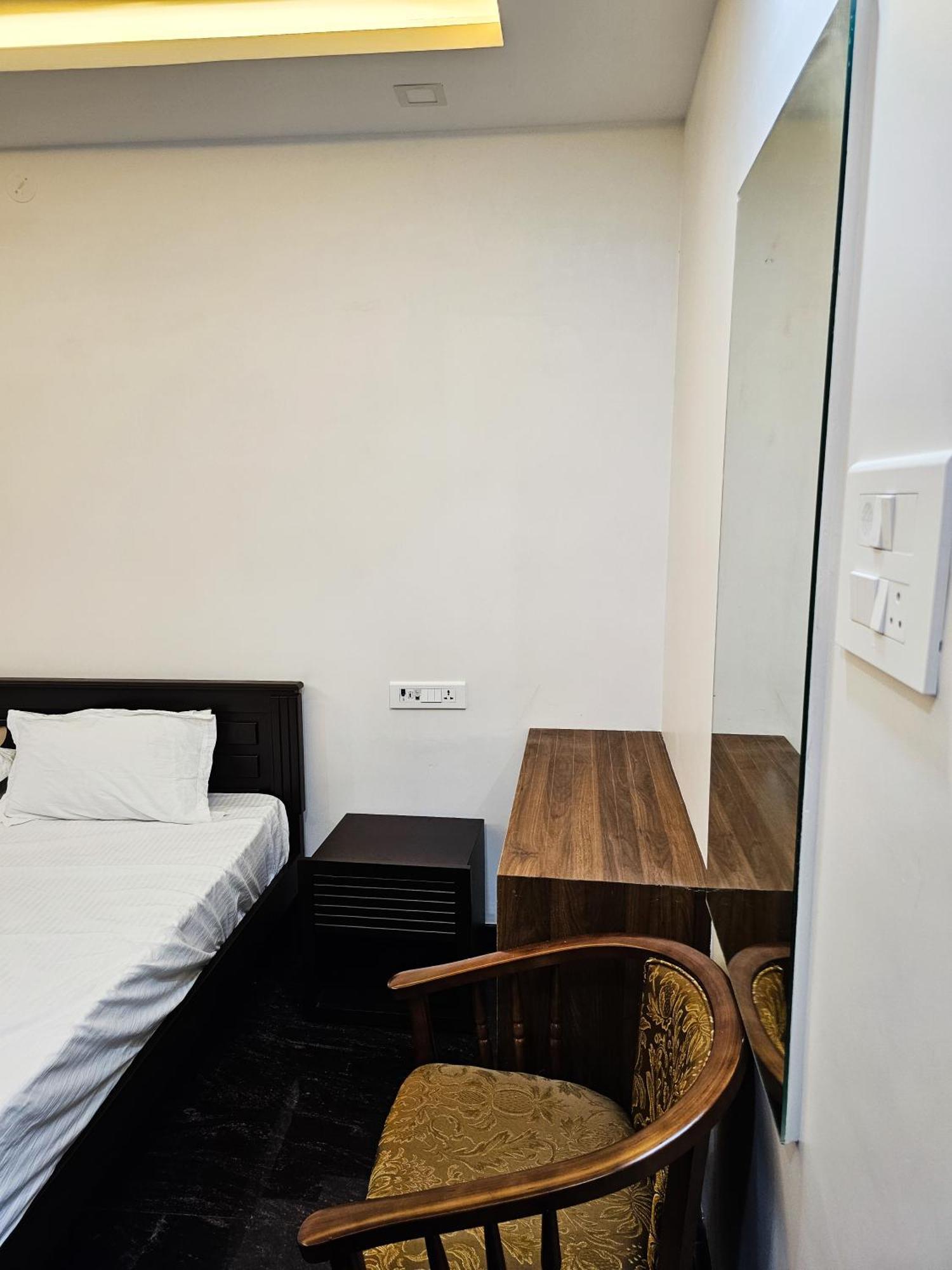 Jp Residency Ξενοδοχείο Yelagiri Εξωτερικό φωτογραφία